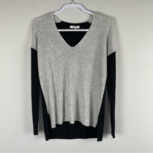 Madewell Light Dark Gray Color Block Warmlight V-Neck Pullover Sweater Size XS